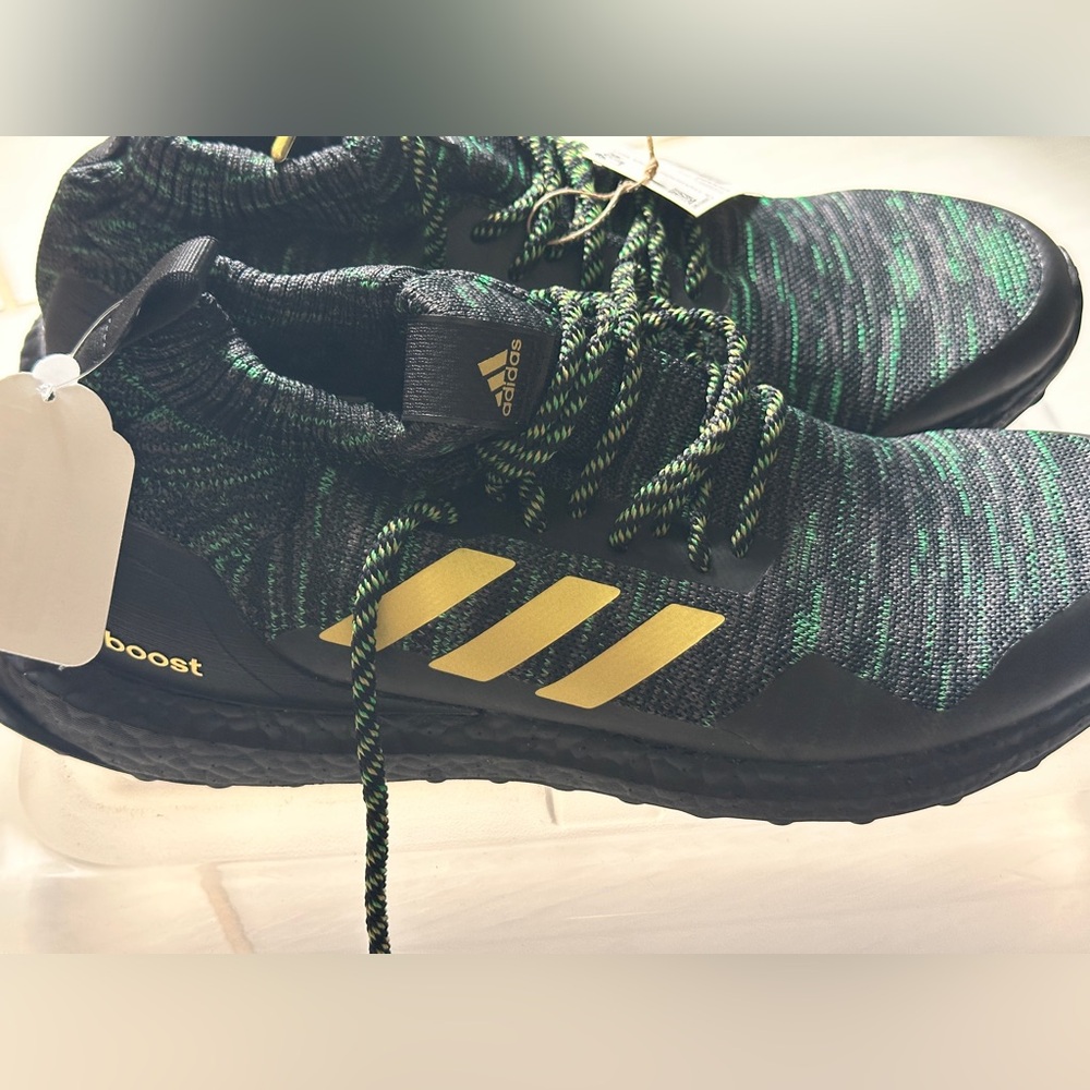 NWT Adidas Mens Ultraboost DNA Mid Von Miller Training Shoes 12.5 Black/Green